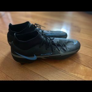 Nike Phantom GT Soccer Cleats